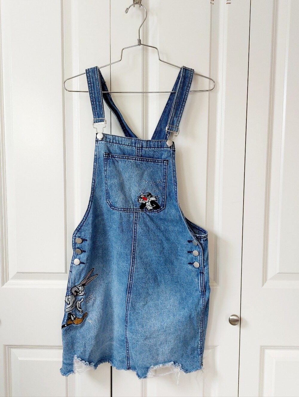 Bugs Bunny‎ Daffy Duck Sylvester Denim Jumper Medium Adult/Jr's Looney Tunes